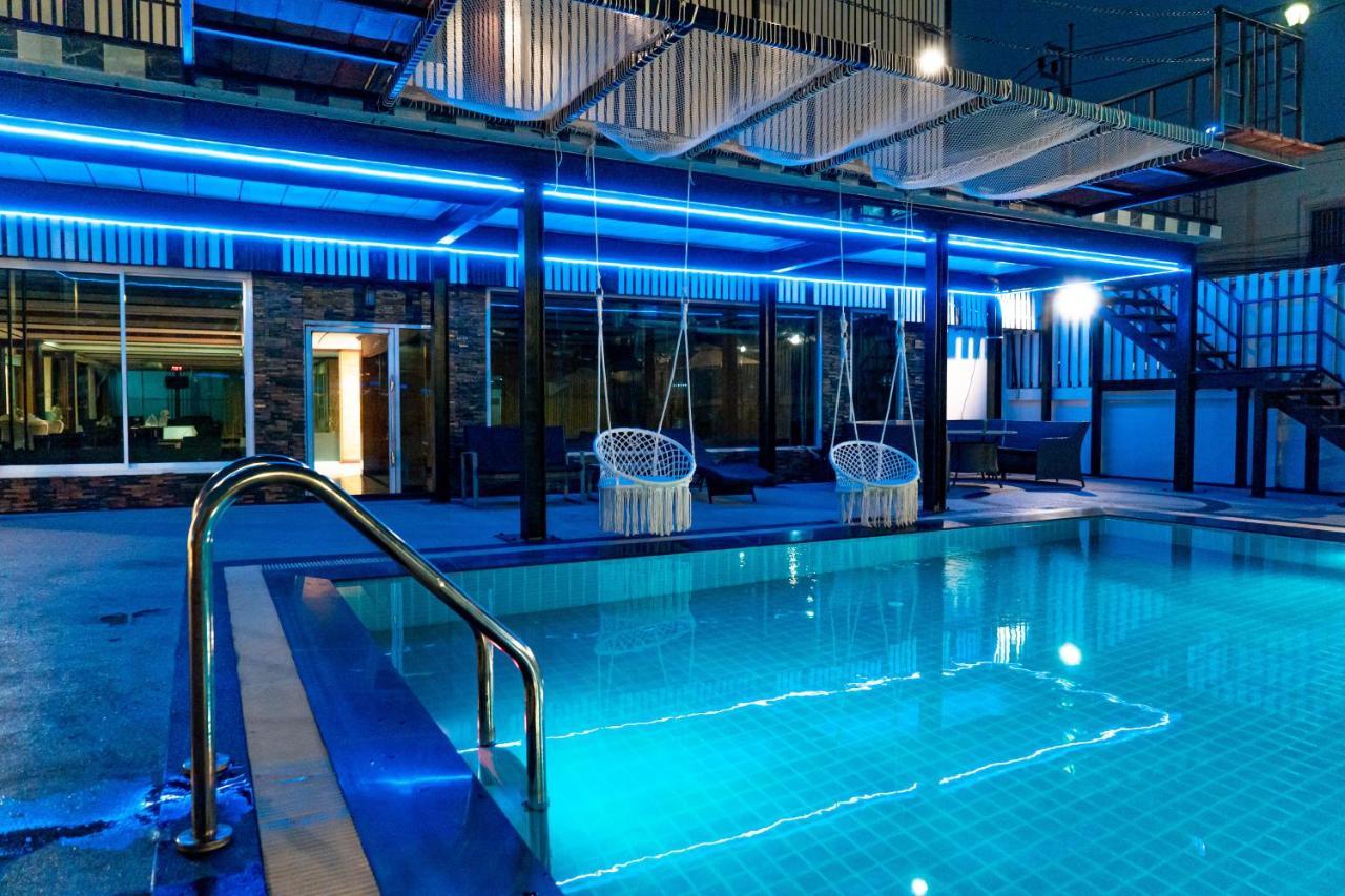 Blue Sky Residence Airport Ban Bang Phli Yai Extérieur photo